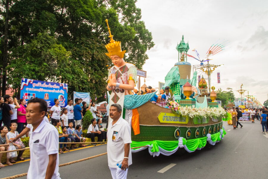 chariot pendant le festival de sat duan sip nakhon si thammarat
