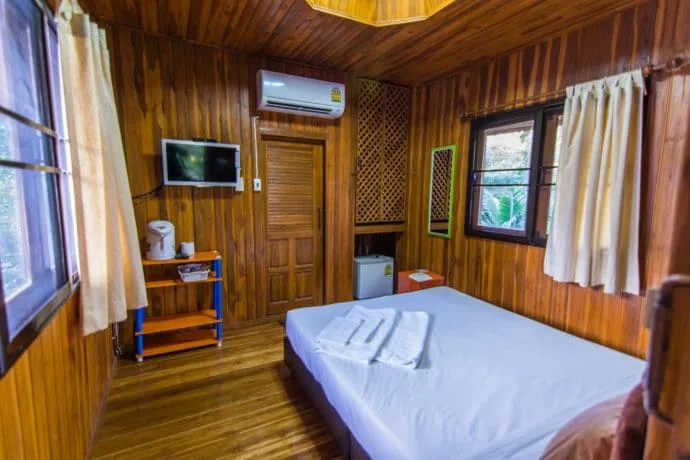 bungalow room 2 samnaree garden house den chai phrae