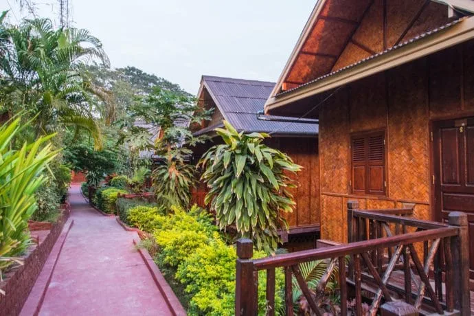 hotel pakbeng - mekong cruise laos