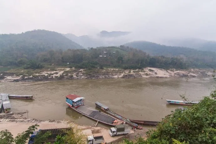 view hotel pakbeng - mekong cruise laos