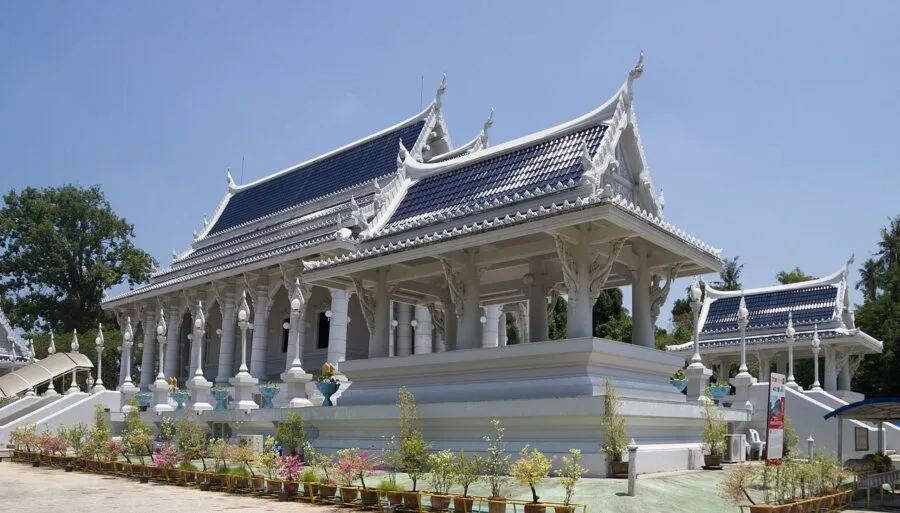 Wat Kaew Korawaram main temple of Krabi town