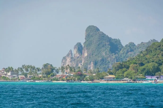 arrival koh phi phi don - krabi - thailand
