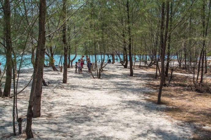 plage tanjung rhu langkawi - malaisie