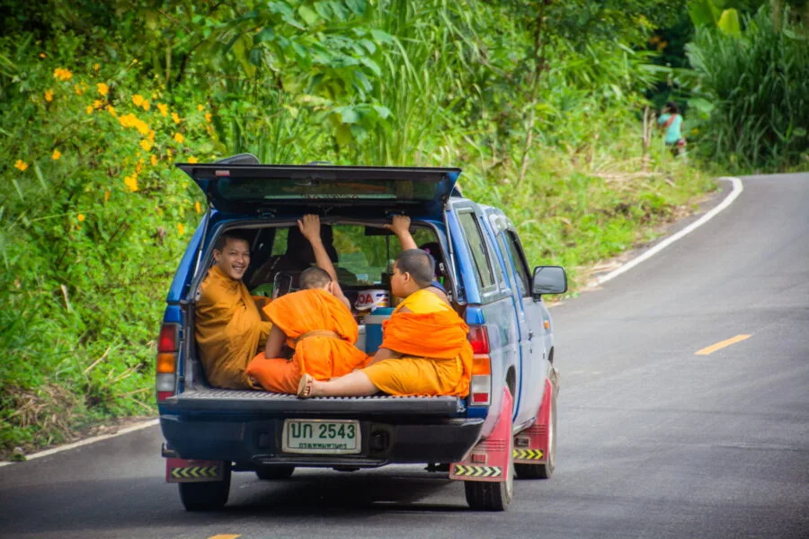 monk express on the road to doi hua mae kham