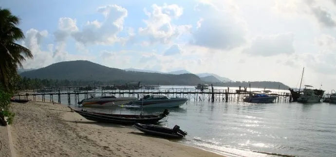 beach next to bo phut koh samui