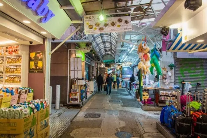 stanley souvenir shops hong kong