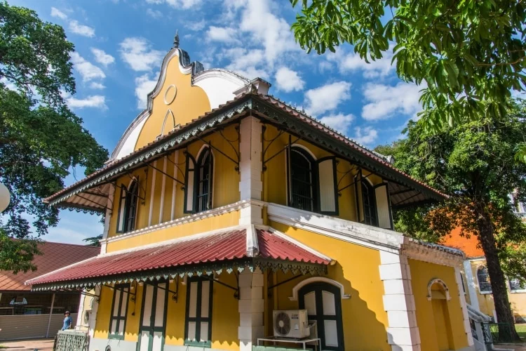 wat niwet a bang pa in - thailand