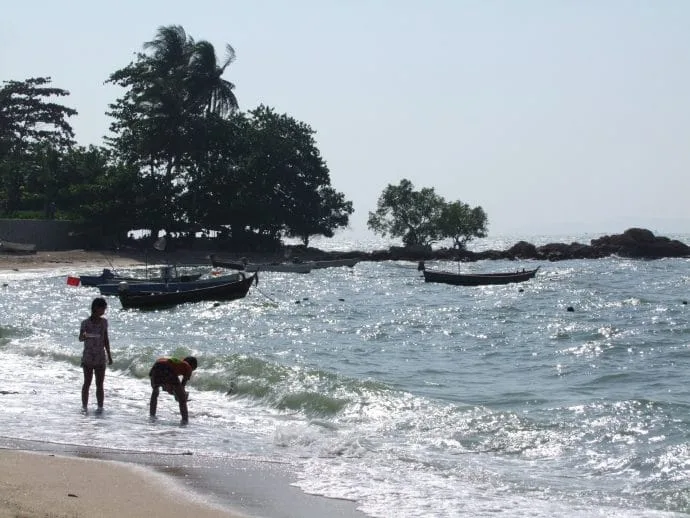 bout plage nord pattaya