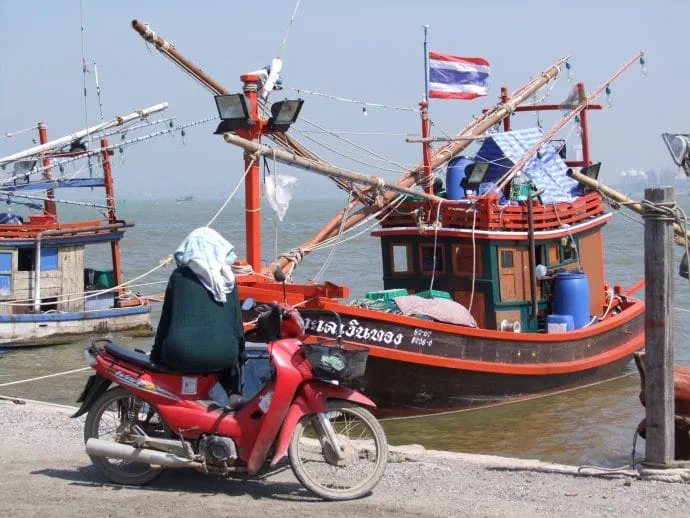 un bateau peche pattaya