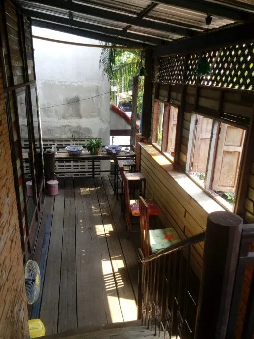 Tamarind Guesthouse Ayutthaya corridor