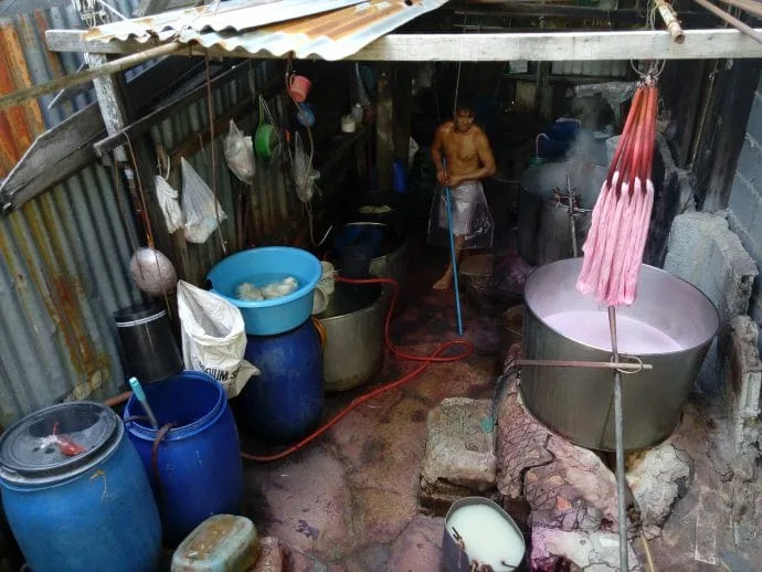 silk dye aood ban khrua