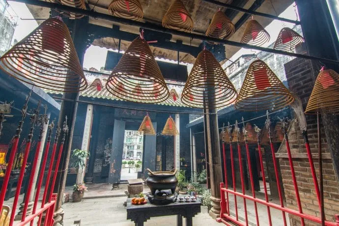 hong kung chinese temple - macao