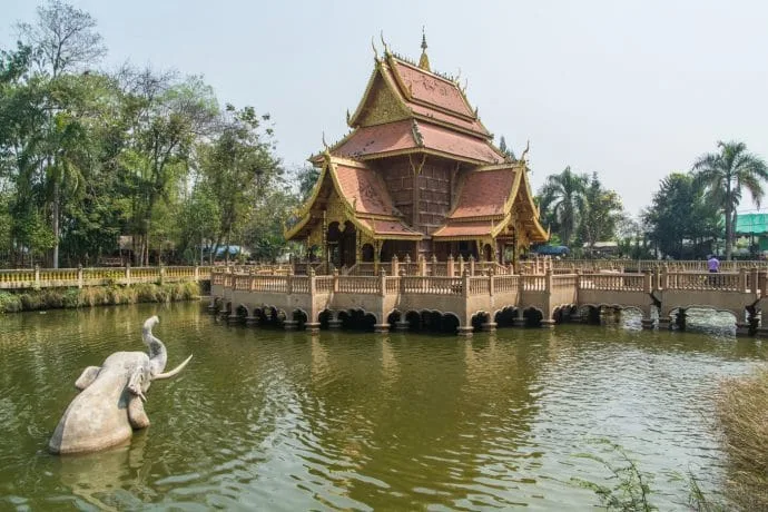 wat phra that pha-ngao pond - chiang saen - thailand