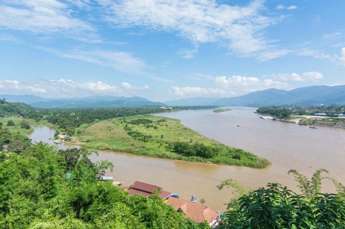 golden triangle viewpoint - north thailand