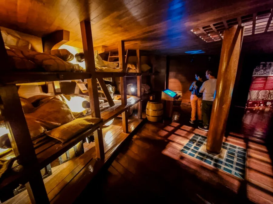 hall of opium museum room chiang saen