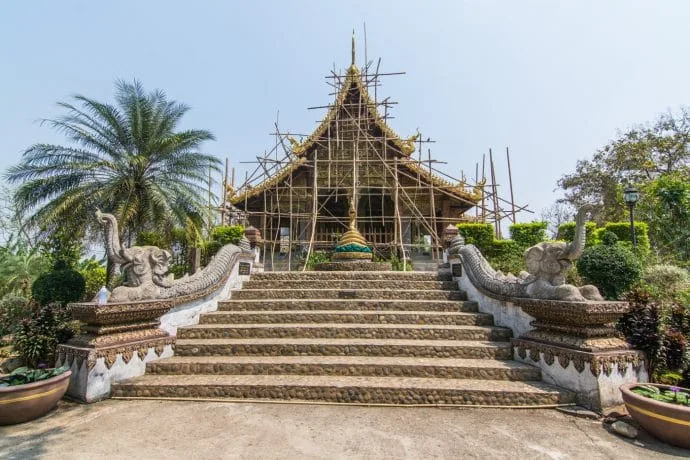 wat phra that pha-ngao temple - chiang saen - thailand