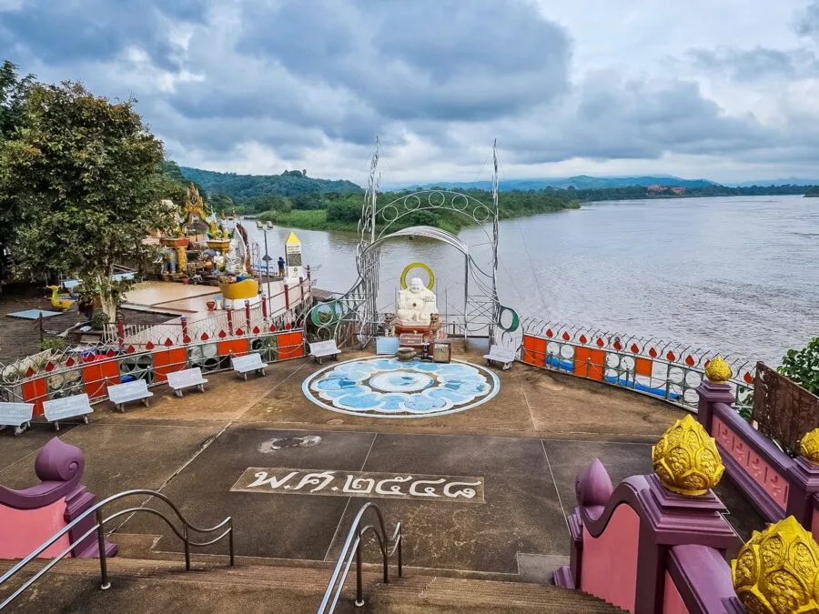 mekong view from grand boudha golden triangle park