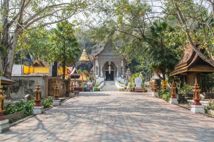 wat phra that pha-ngao - chiang saen - thailand