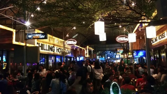 ambiance bars coco walk ratchathewi bangkok