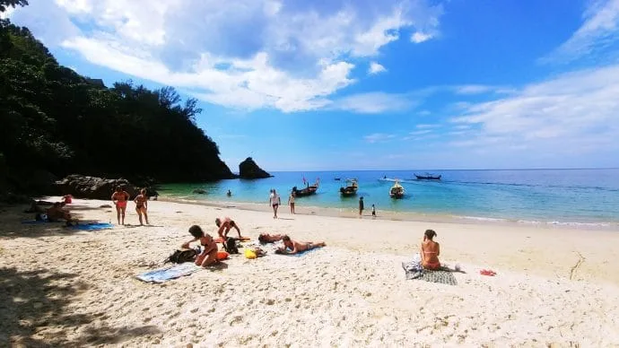 banana beach phuket