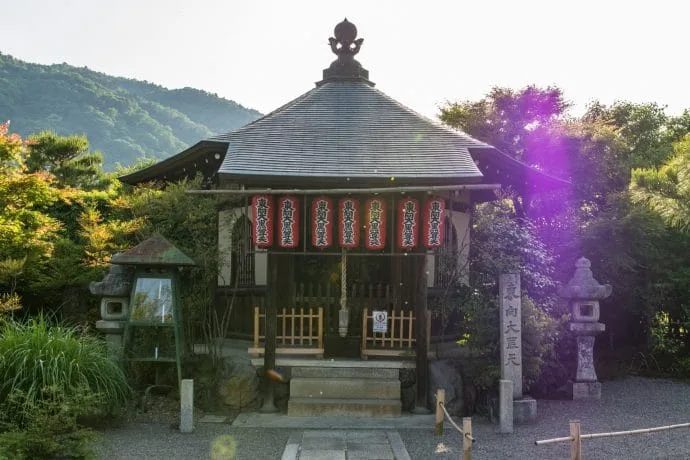 arashiyama shrine - kyoto