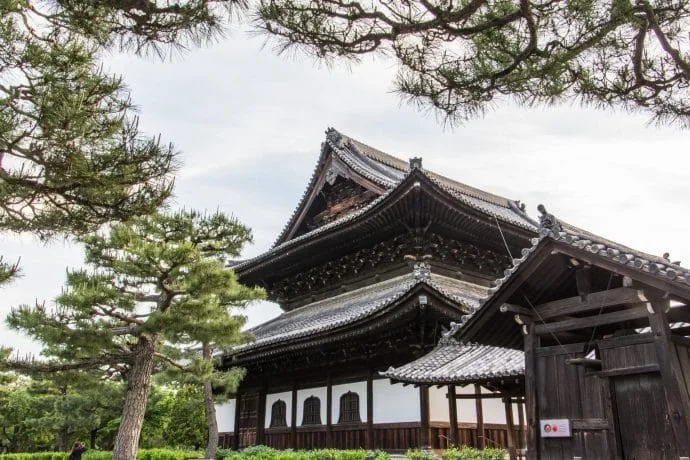 kenninji temple gion kyoto