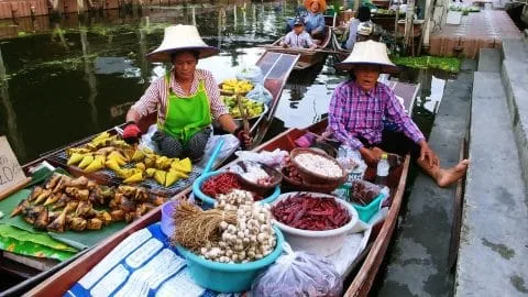 floating market tha kha floating market - thailand
