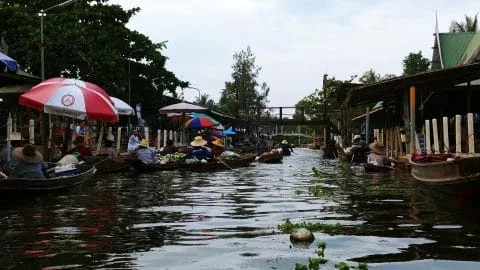 floating market tha kha floating market - thailand