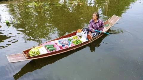 floating market tha kha floating market - thailand