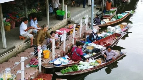 floating market tha kha floating market - thailand