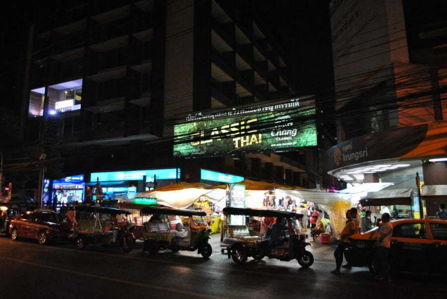 patpong silom street entrance bangkok