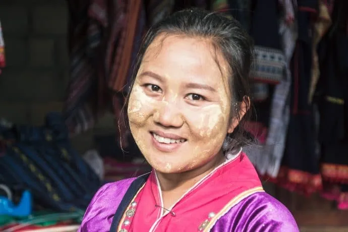 smile woman palaung ethnicity doi ang khang