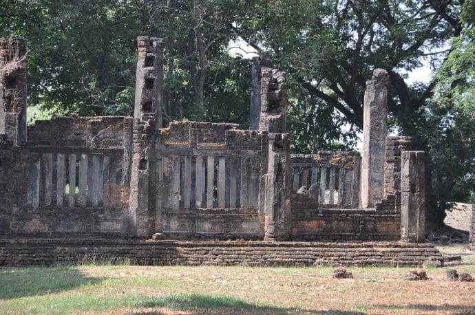 facade wat khok singkharam - si satchanalai