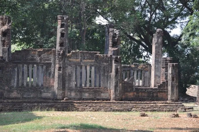 facade wat khok singkharam - si satchanalai