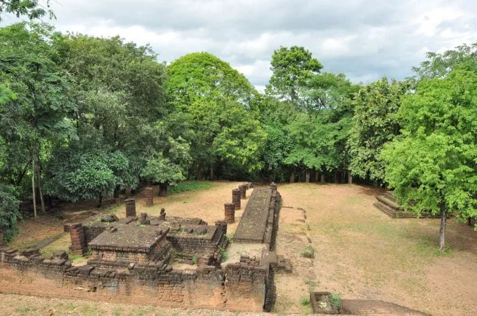 wat khao suwankhiri - si satchanalai - thailand