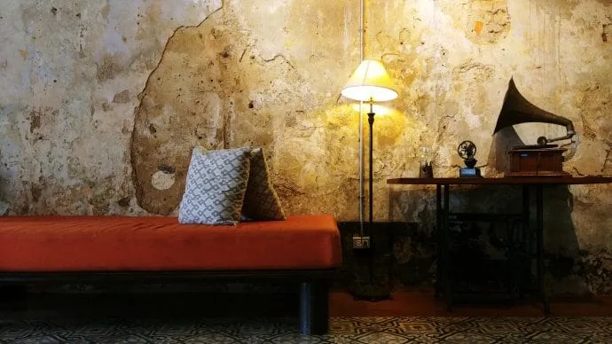 entrance the memory at on on hotel - phuket town