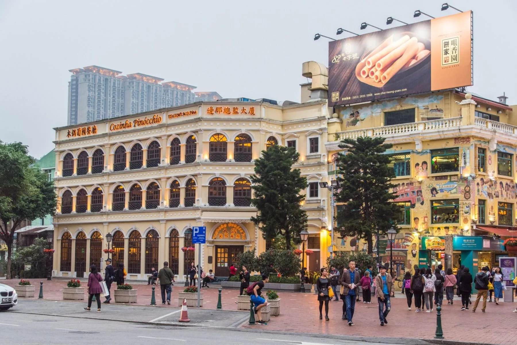 towards rua do cunha taipa - macau