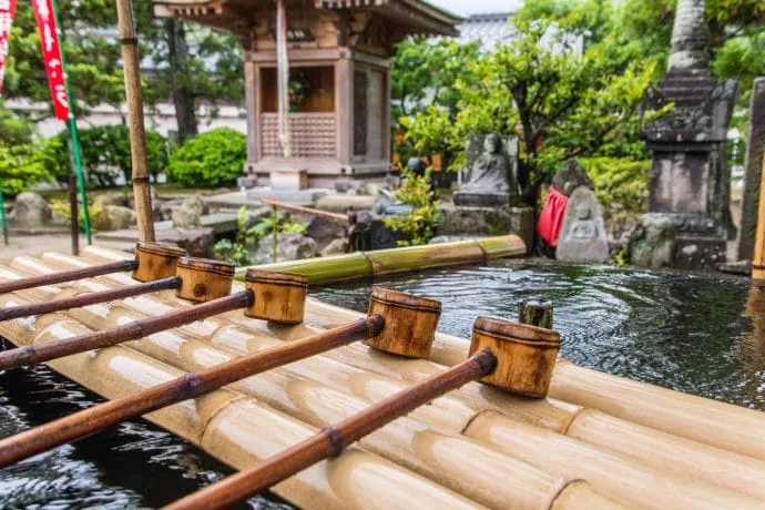 chionji temple fountain amanohashidate japan