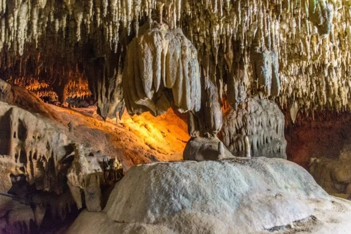 cave formations khao kob trang