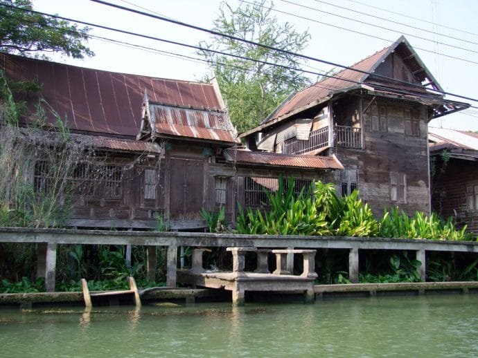 maison bois damnoen saduak