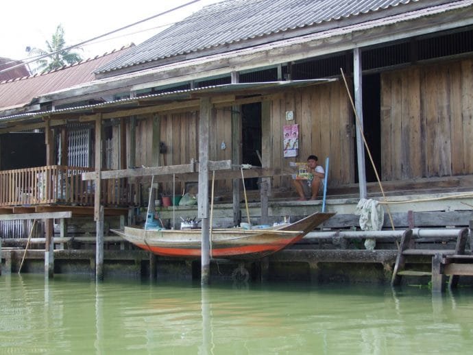 vieille maison canal damnoen saduak 2010