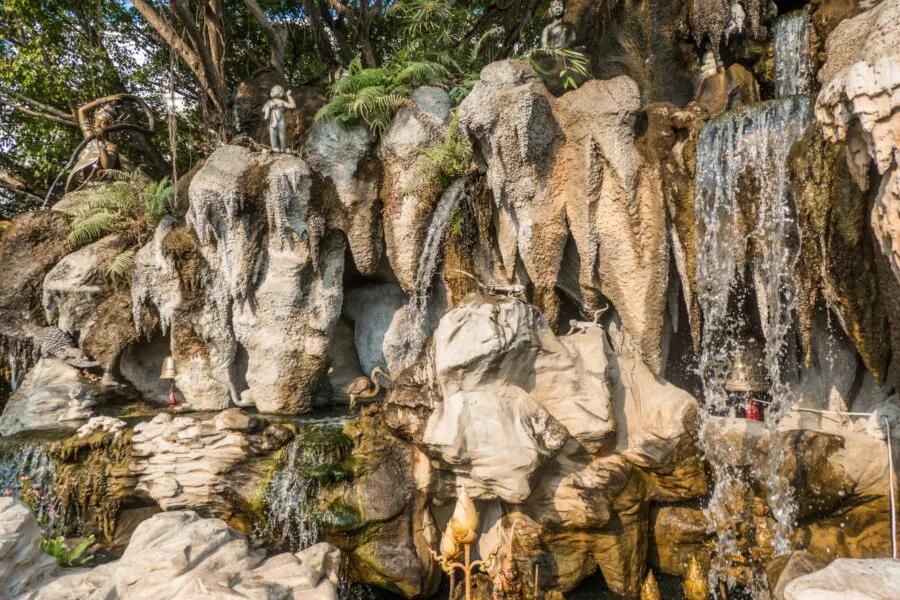 exterior detail cave of art white temple chiang rai