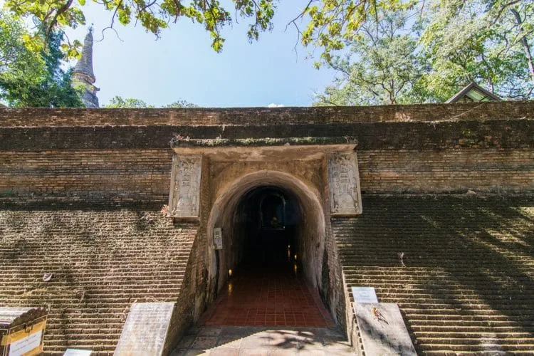 entrance to wat umong tunnels - chiang mai