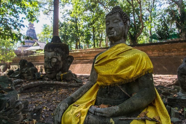 statues wat umong - chiang mai