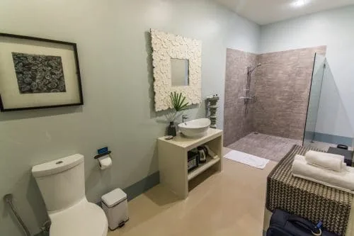bathroom the hidden resort - ranong