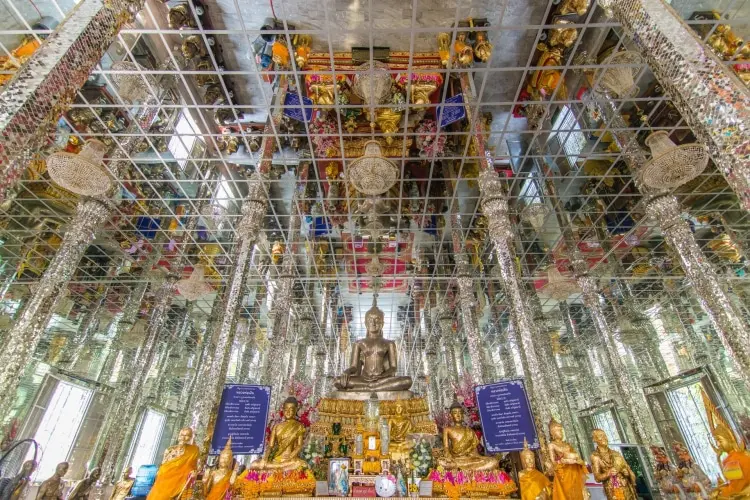 interior wat muang - ang thong - thailand