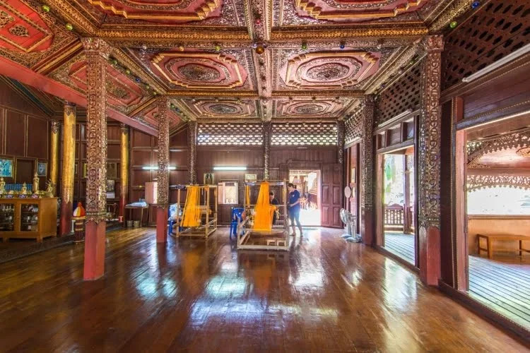 interior design wat chom sawan phrae thailand