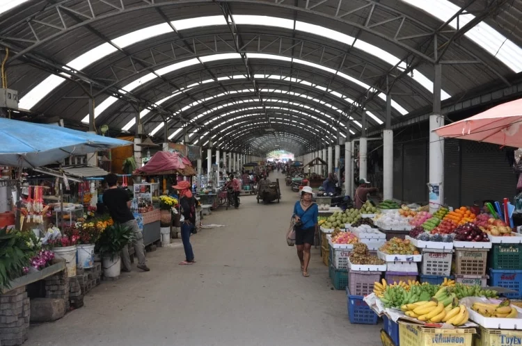 aranyaphrathet border market - thailand