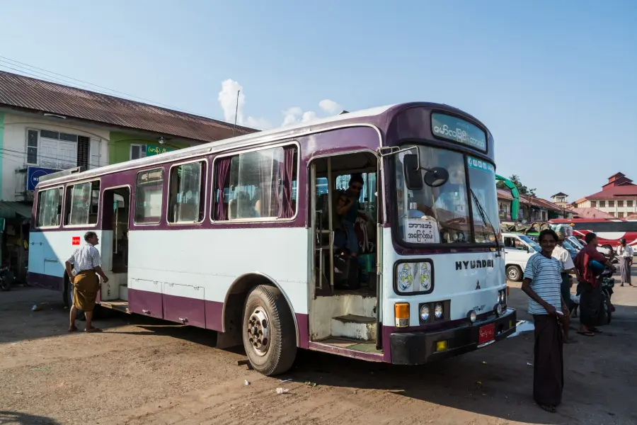 mawlamyine bus - hpa an - burma