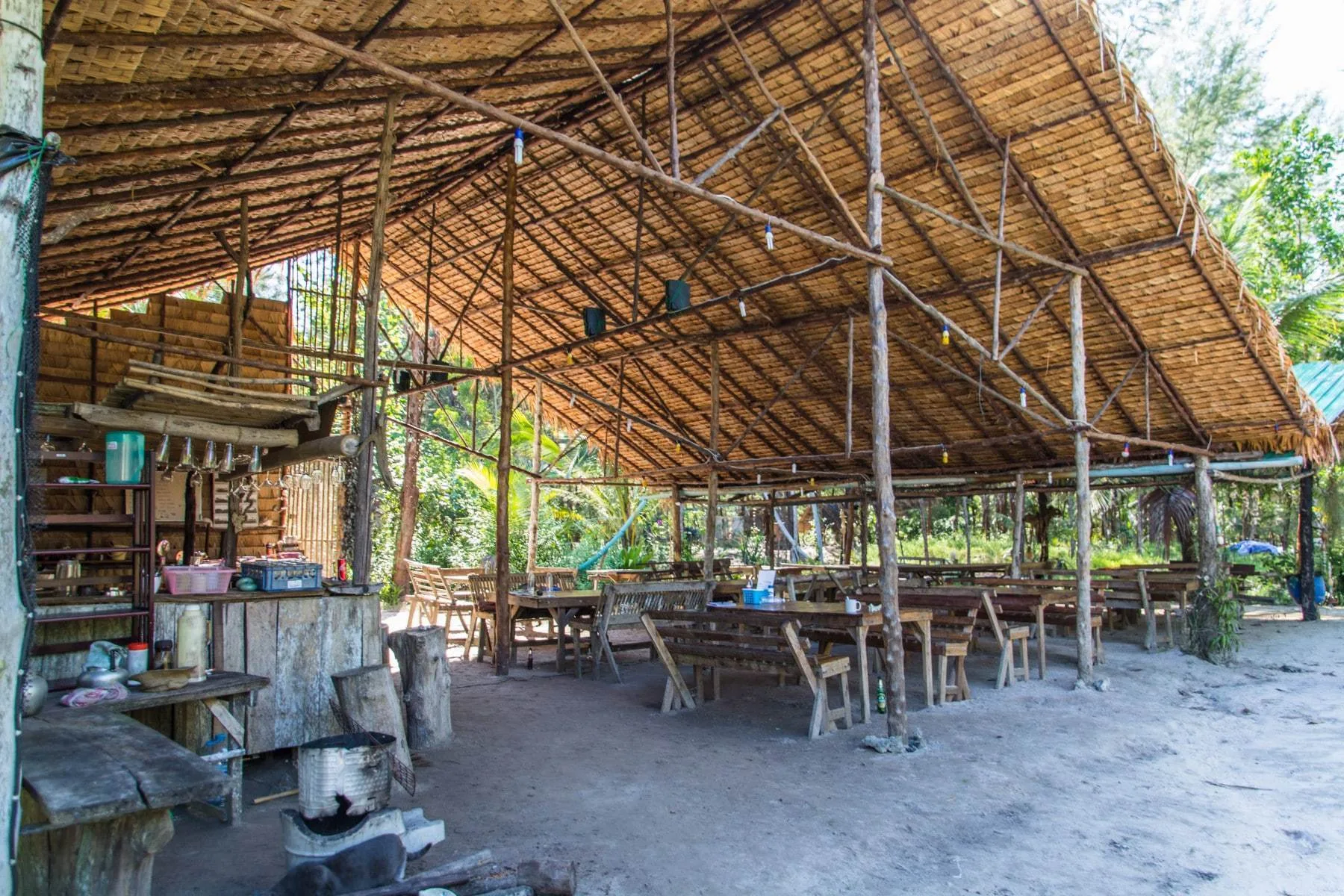 the bar at mr chuoi bar and hut koh phra thong